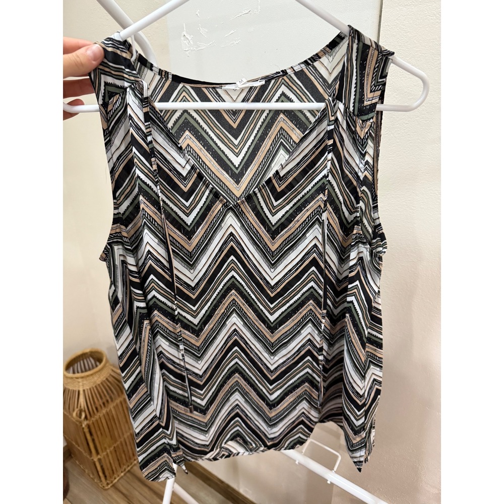 Maurices Womens Medium Chevron Zigzag Sleeveless V-Neck Blouse Black Olive Tan